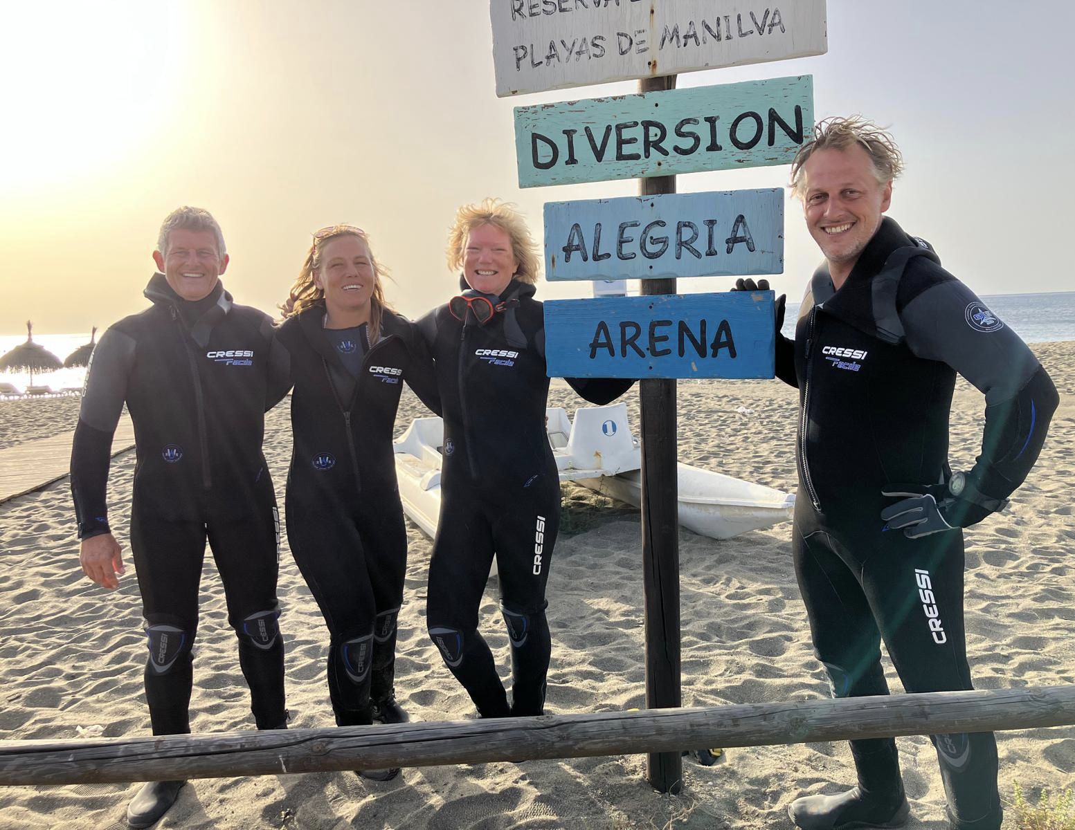 equipo de buceo familiar Casares